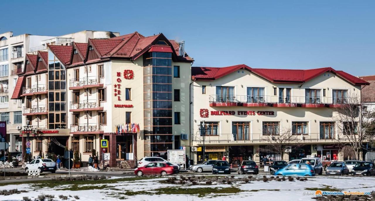Hotel Bulevard Făgăraş Εξωτερικό φωτογραφία